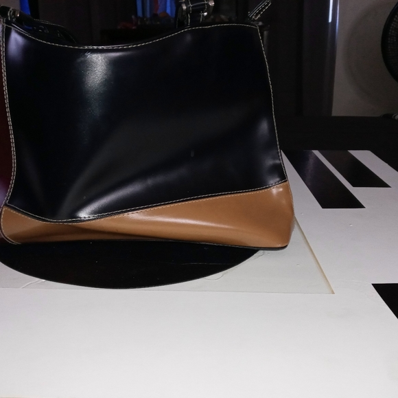 Purse - Picture 3 of 3